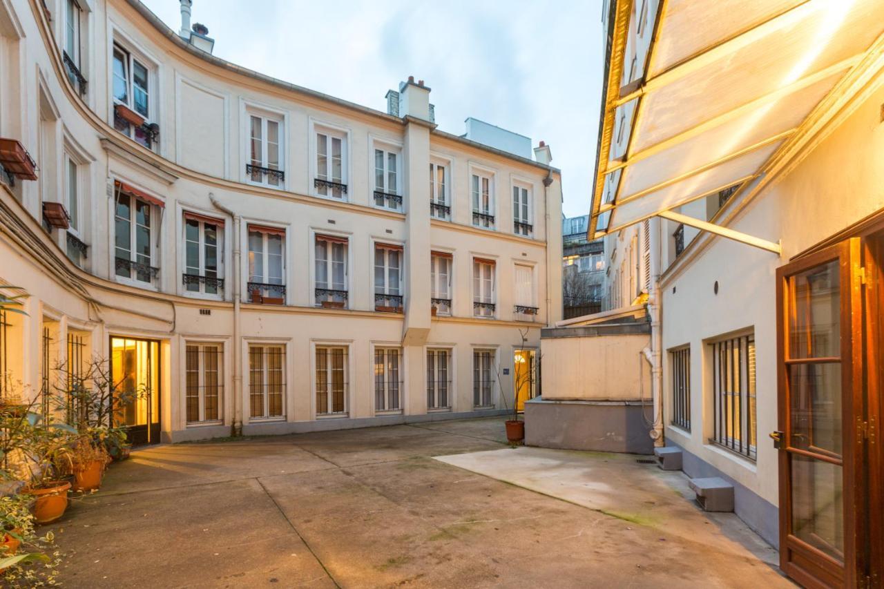 Triplex In Boulevard De Magenta By Guestready Apartment Paris Bagian luar foto